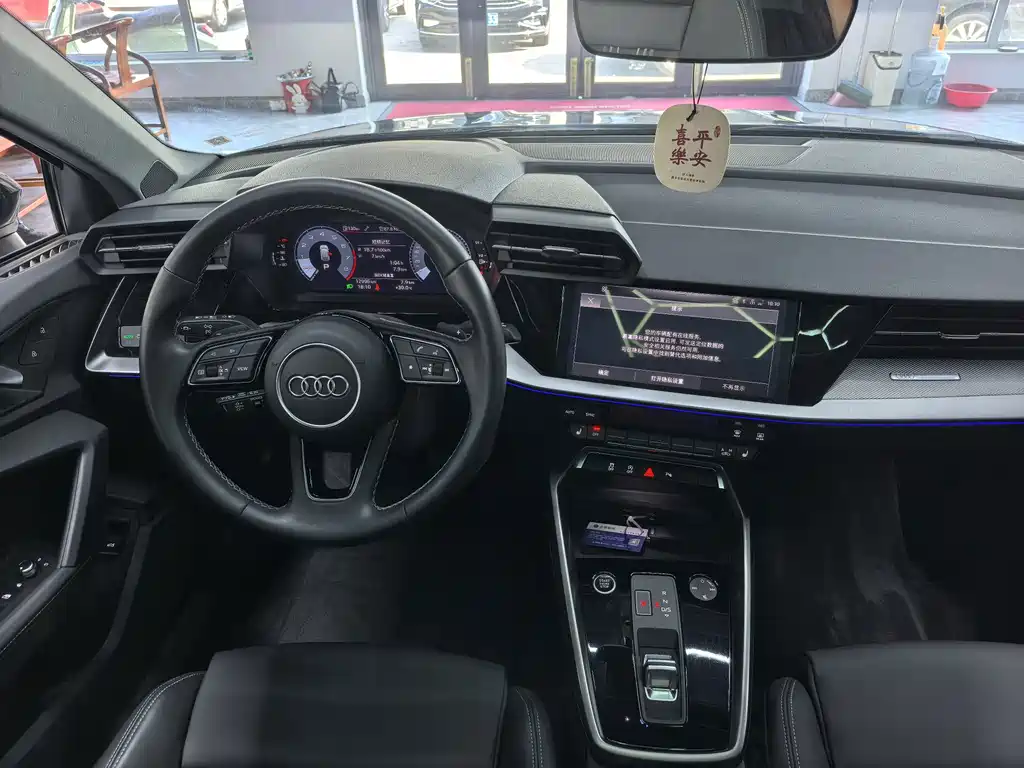 Audi A3 2023 facelift Sportback 35 TFSI stylish and sporty купить на сайте DeffCars