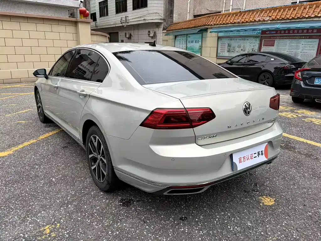 Magotan 2020 330TSI DSG leading model купить на сайте DeffCars