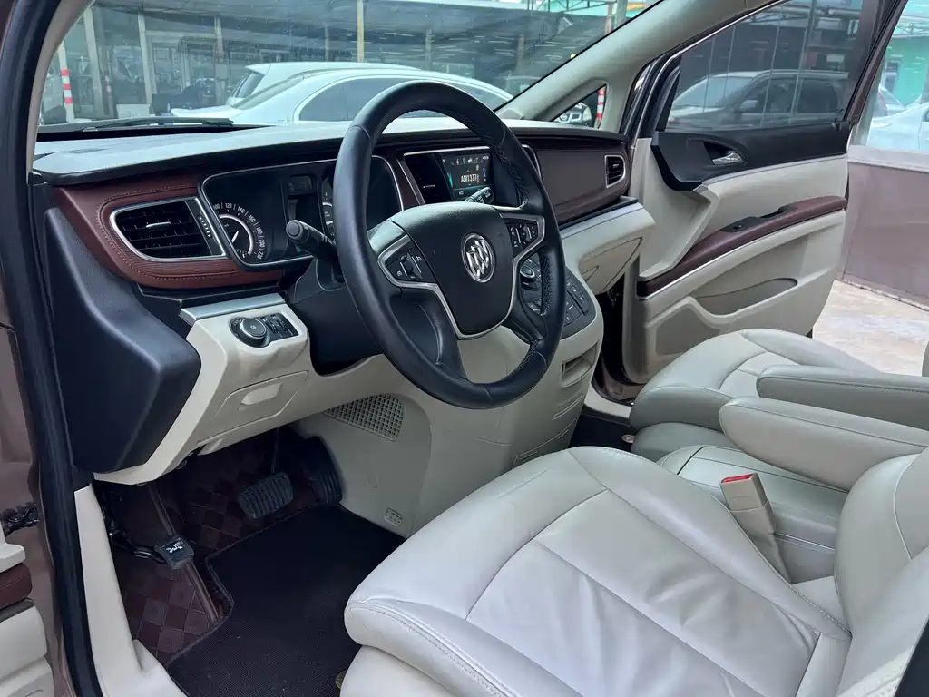 Buick GL8 2018 28T luxury model National VI купить на сайте DeffCars
