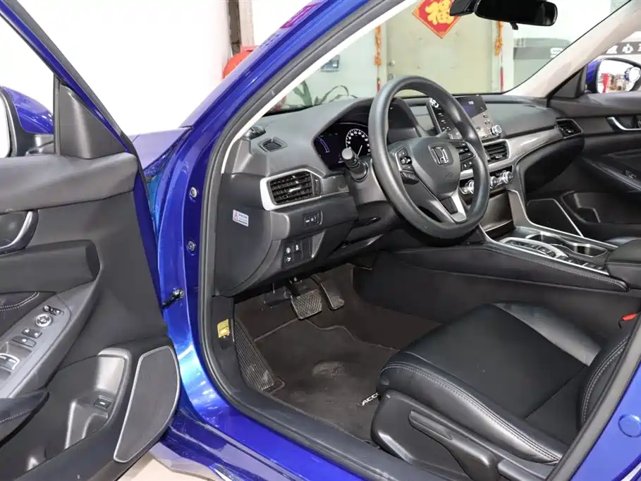 Accord 2018 Rui Hybrid 2.0L Rui Cool Edition National VI купить на сайте DeffCars