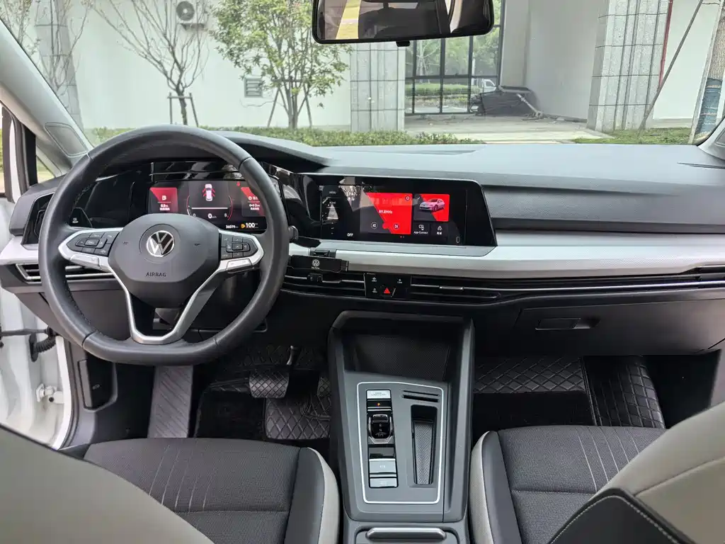 Golf 2023 280TSI DSG Pro купить на сайте DeffCars