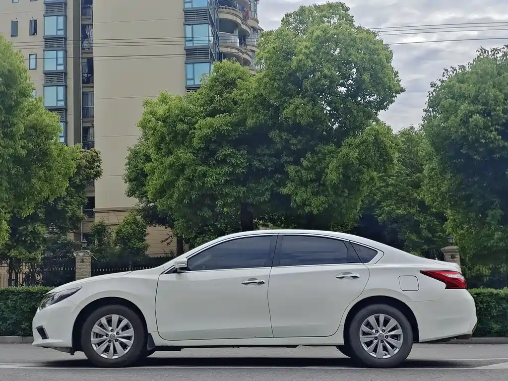 Teana 2018 2.0L XL Smart Edition купить на сайте DeffCars