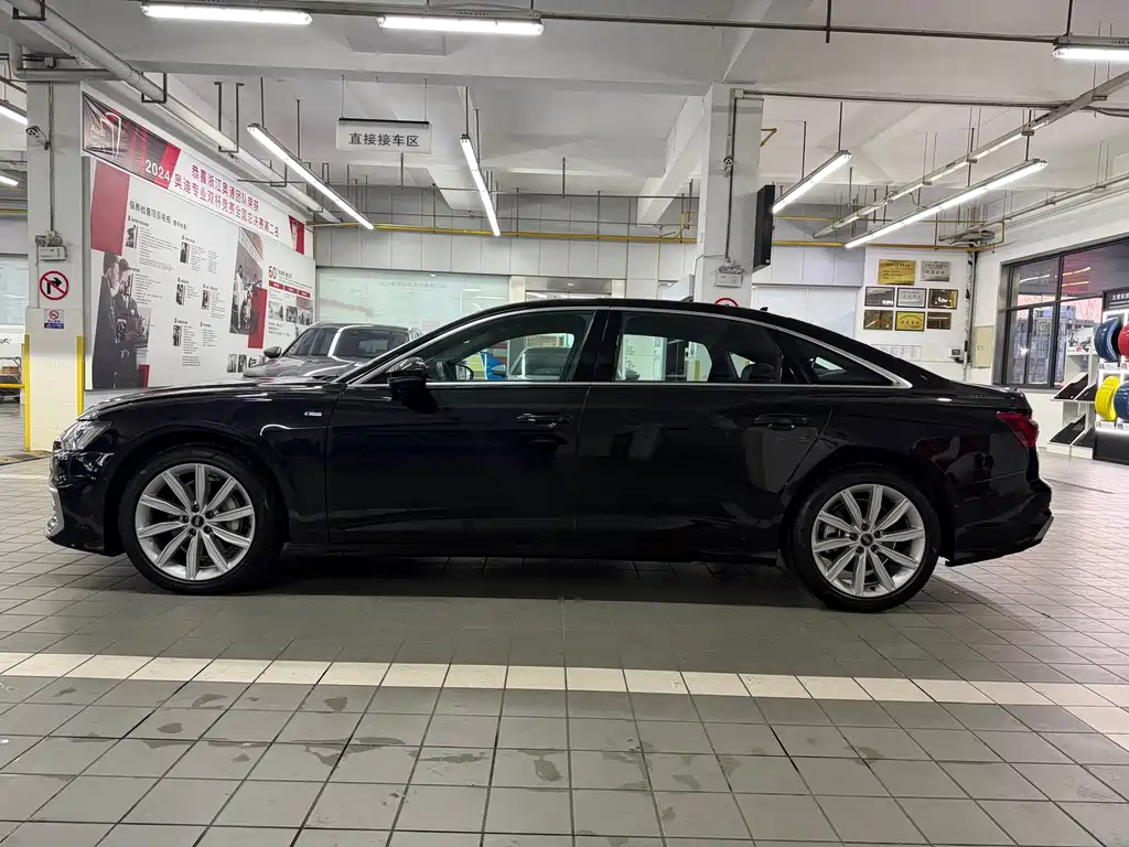 Audi A6L 2024 45 TFSI Premium Dynamic Model купить на сайте DeffCars