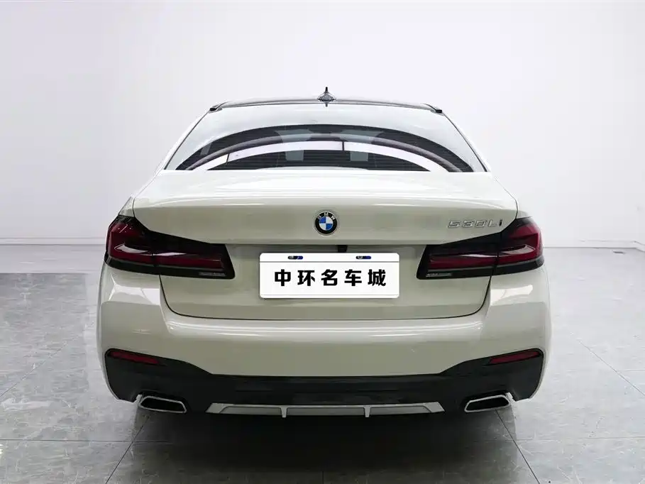 BMW 5 Series 2022 Facelift 2 530Li Exclusive M Sports Package купить на сайте DeffCars