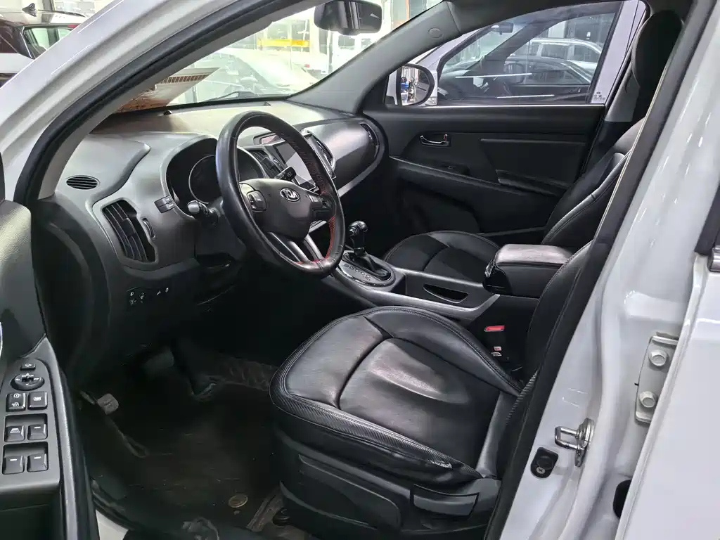 Zhipao 2016 2.0L automatic two-wheel drive version DLX купить на сайте DeffCars