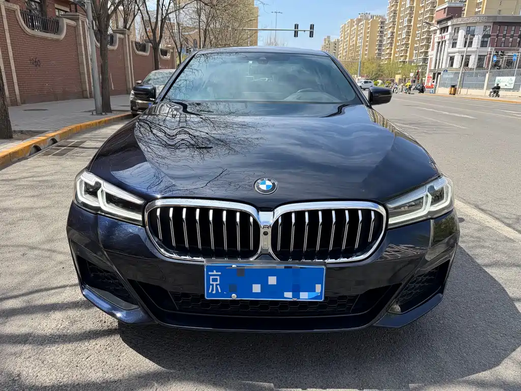 BMW 5 Series 2021 530Li Exclusive M Sports Package купить на сайте DeffCars
