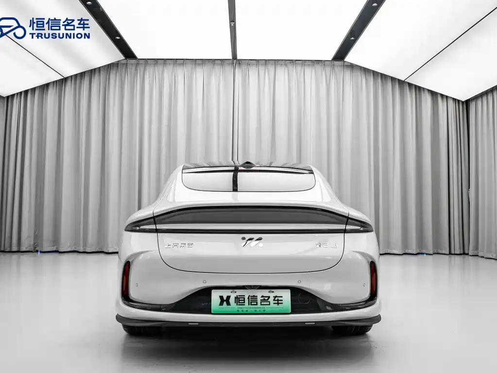 Zhiji L6 2025 Pro Max купить на сайте DeffCars