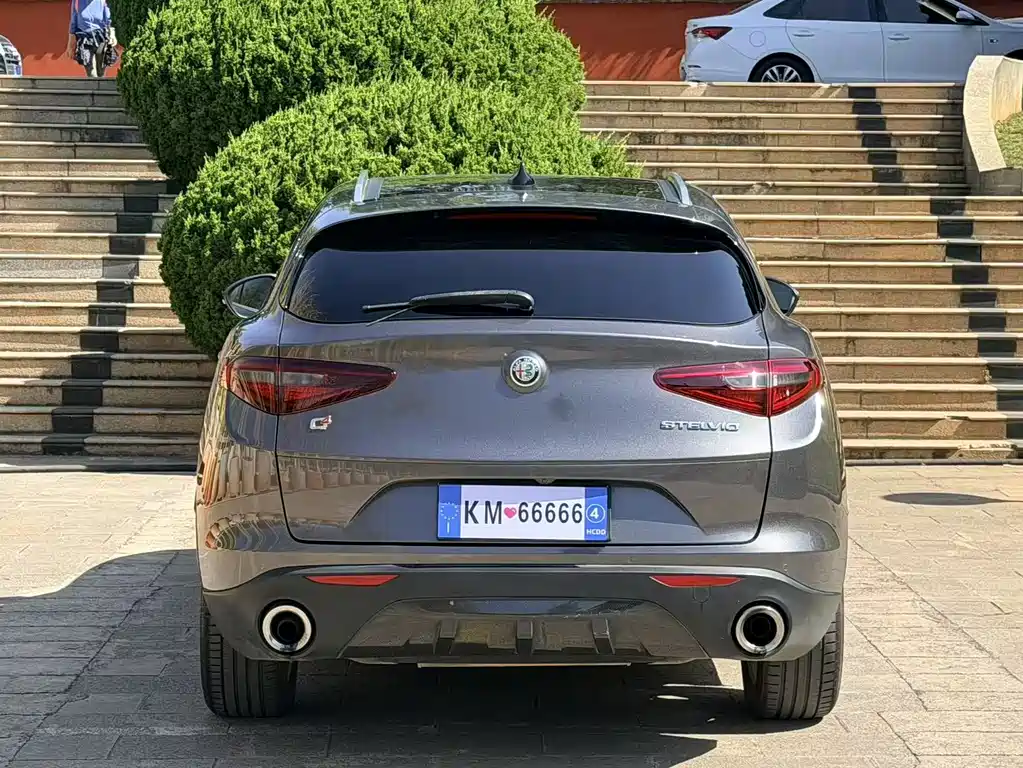 Stelvio 2020 2.0T 280HP Deluxe Edition купить на сайте DeffCars