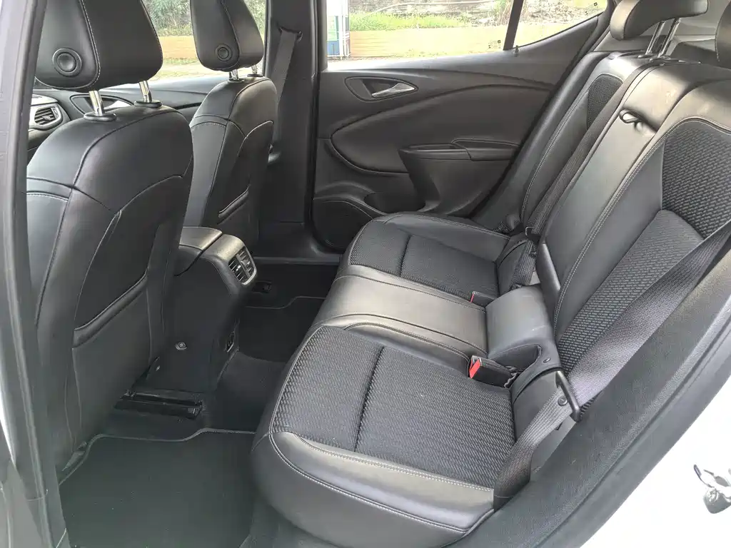 Weilan 2016 Hatchback 15S Automatic Leading Type купить на сайте DeffCars