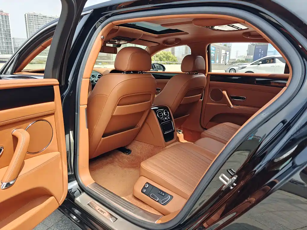 Flying Spur 2017 4.0T V8 S Standard Edition купить на сайте DeffCars