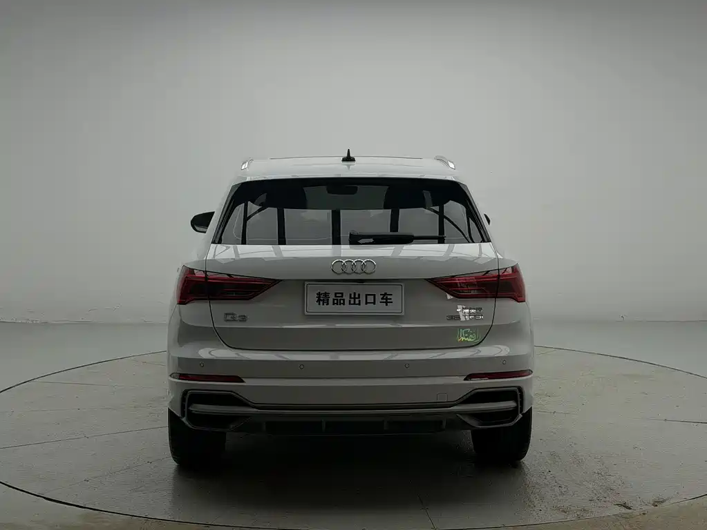 Audi Q3 2023 35 TFSI Fashionable and Dynamic (1.4T) купить на сайте DeffCars