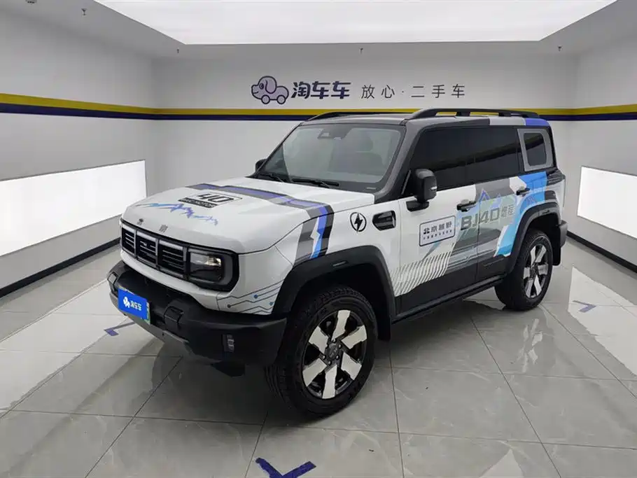 Beijing off-road BJ40 extended range 2025 advanced version купить на сайте DeffCars