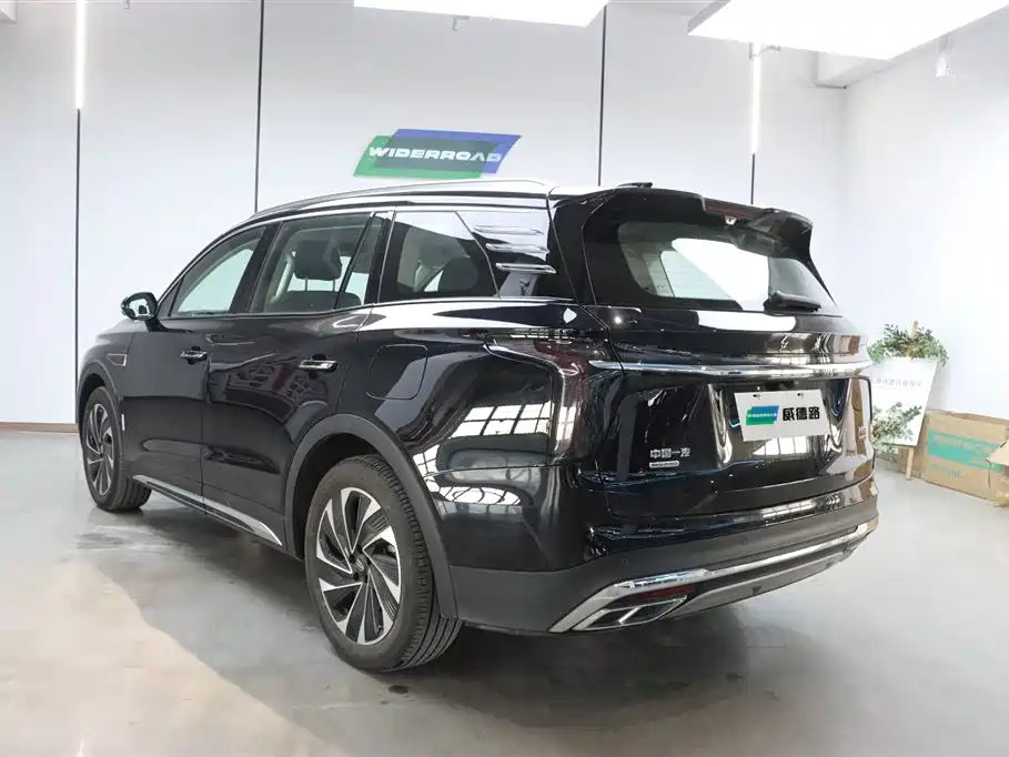 Hongqi HS7 PHEV 2024 2.0T PHEV four-wheel drive Qichang version 7 seats купить на сайте DeffCars