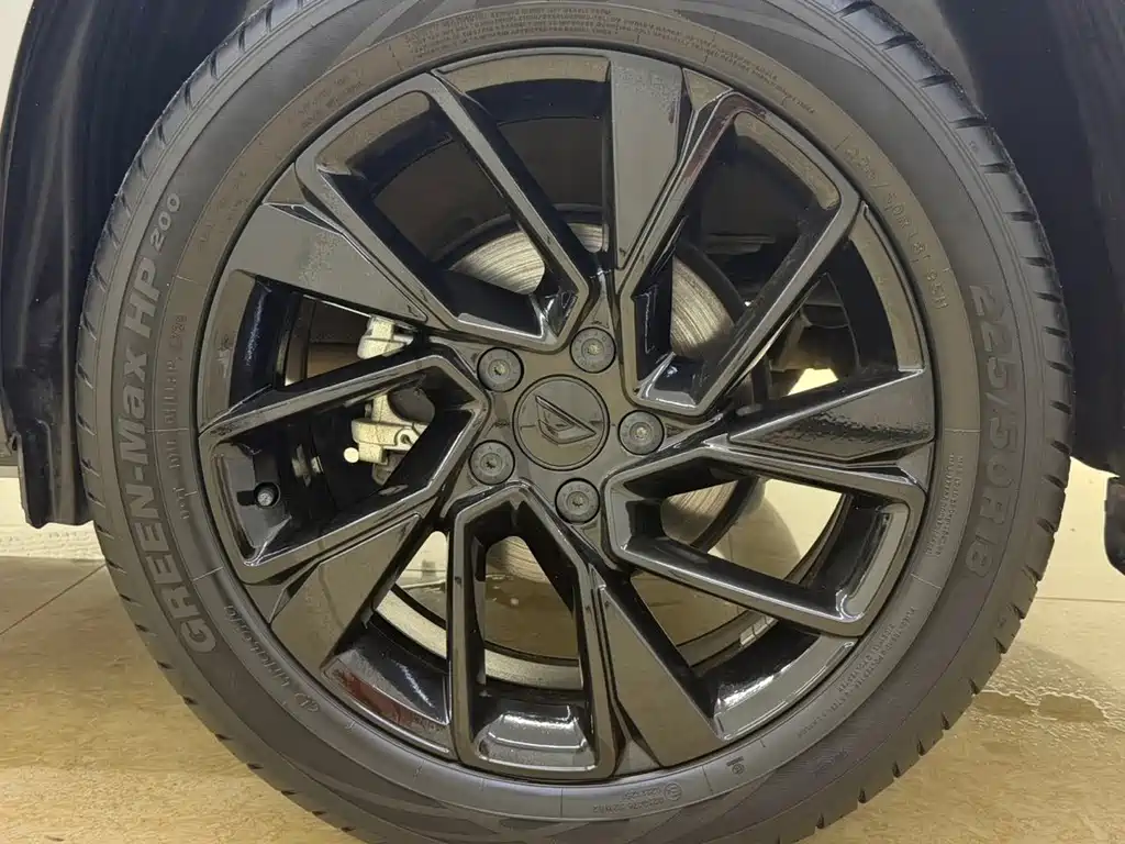 JETTA VS7 2023 280TSI automatic high-gloss version купить на сайте DeffCars
