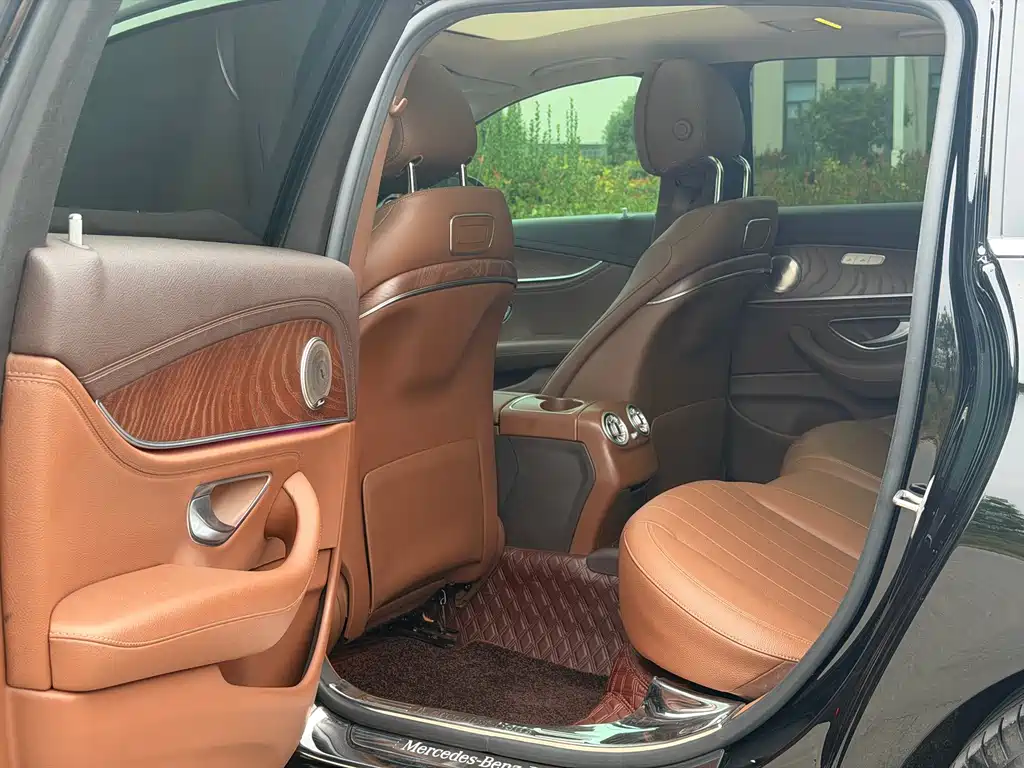 Mercedes-Benz E-Class 2018 facelift E 200 L купить на сайте DeffCars