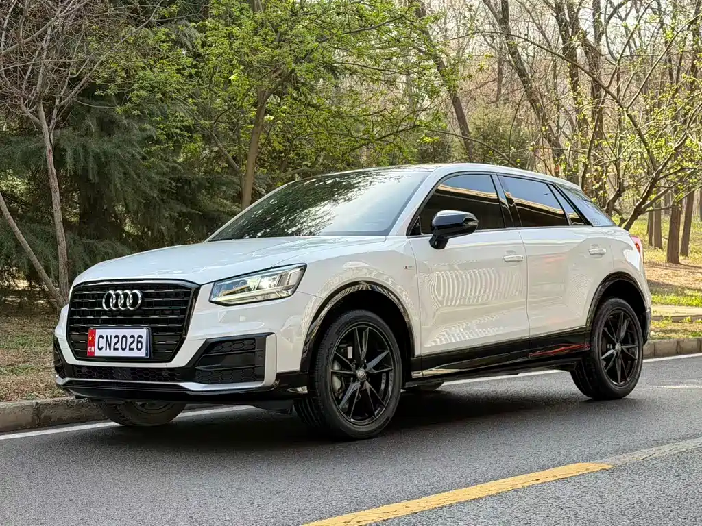 Audi Q2L 2021 35 TFSI fashionable and dynamic купить на сайте DeffCars