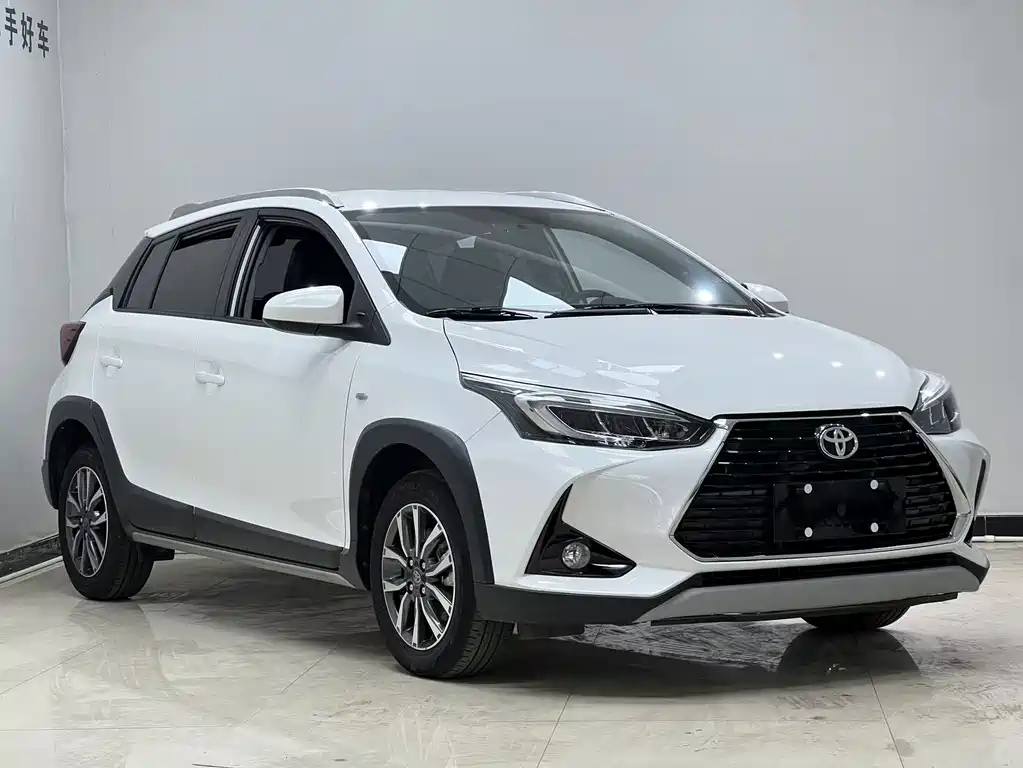 YARiS L Zhixuan 2022 Zhixuan X 1.5L CVT luxury PLUS version купить на сайте DeffCars
