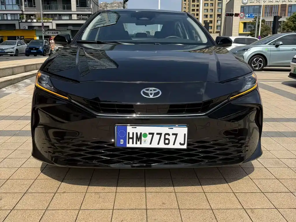 Camry 2024 2.0G Premium Edition купить на сайте DeffCars