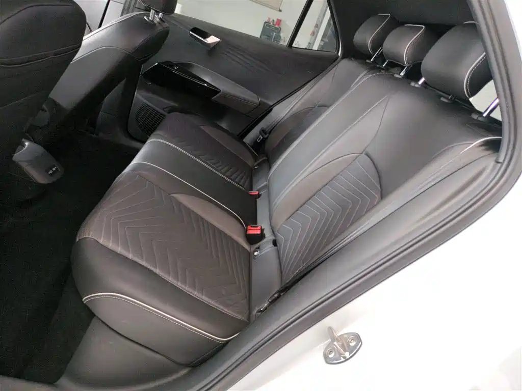 Volkswagen ID.3 2023 upgraded model pure smart version купить на сайте DeffCars