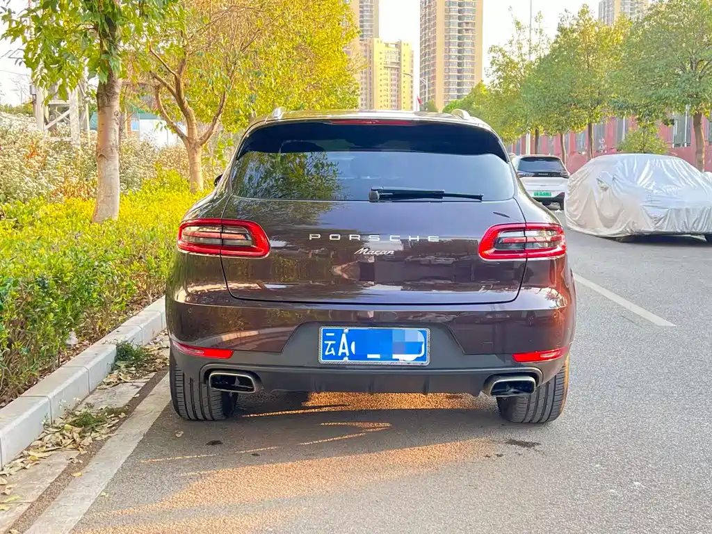 Macan 2017 Macan 2.0T купить на сайте DeffCars