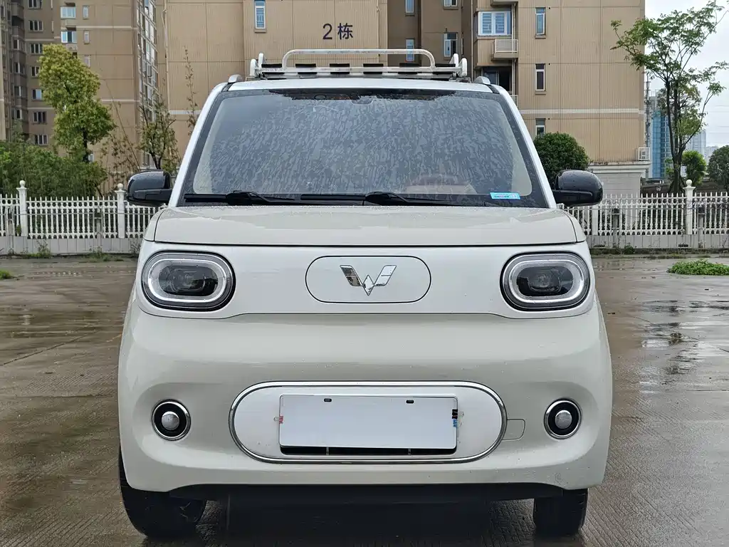 Hongguang MINIEV 2024 third generation 215km advanced version купить на сайте DeffCars
