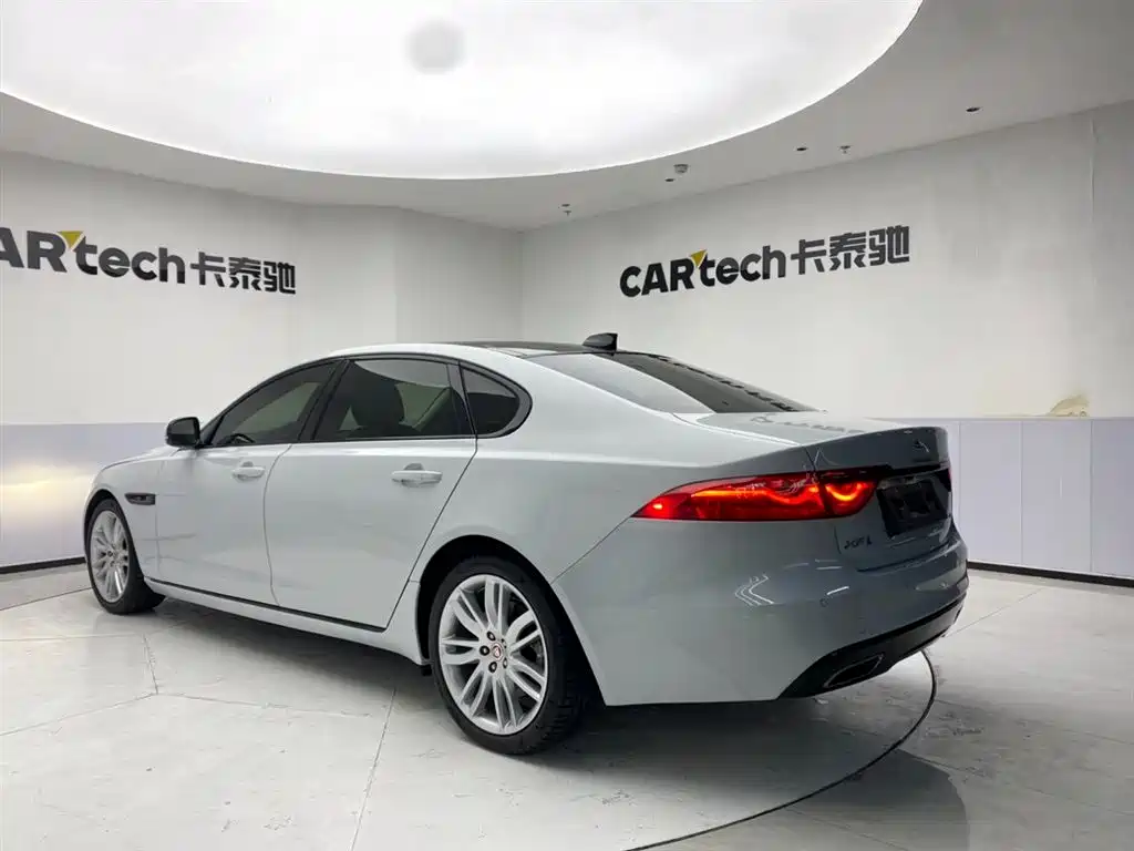 Jaguar XFL 2020 XFL 2.0T P200 two-wheel drive flagship version купить на сайте DeffCars