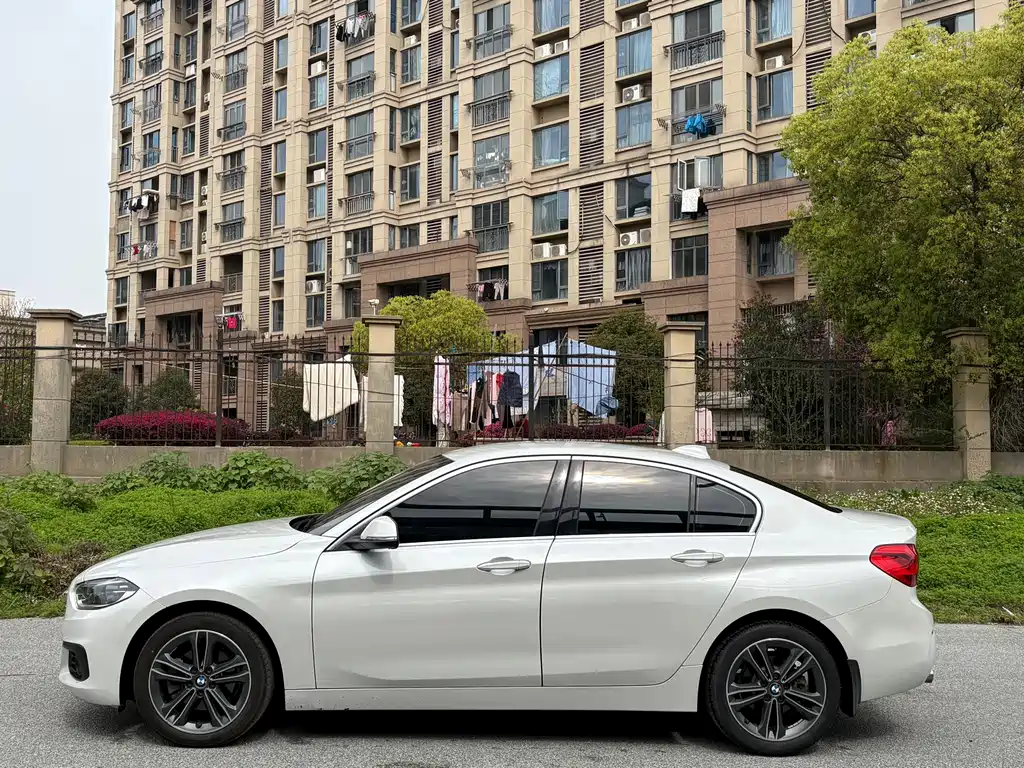 BMW 1 Series 2019 118i Fashion Model купить на сайте DeffCars
