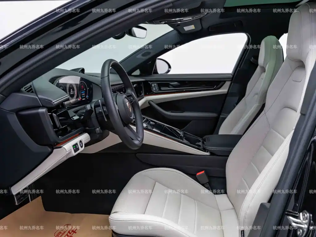 Panamera 2024 Panamera 4 Executive Extended Edition 2.9T купить на сайте DeffCars