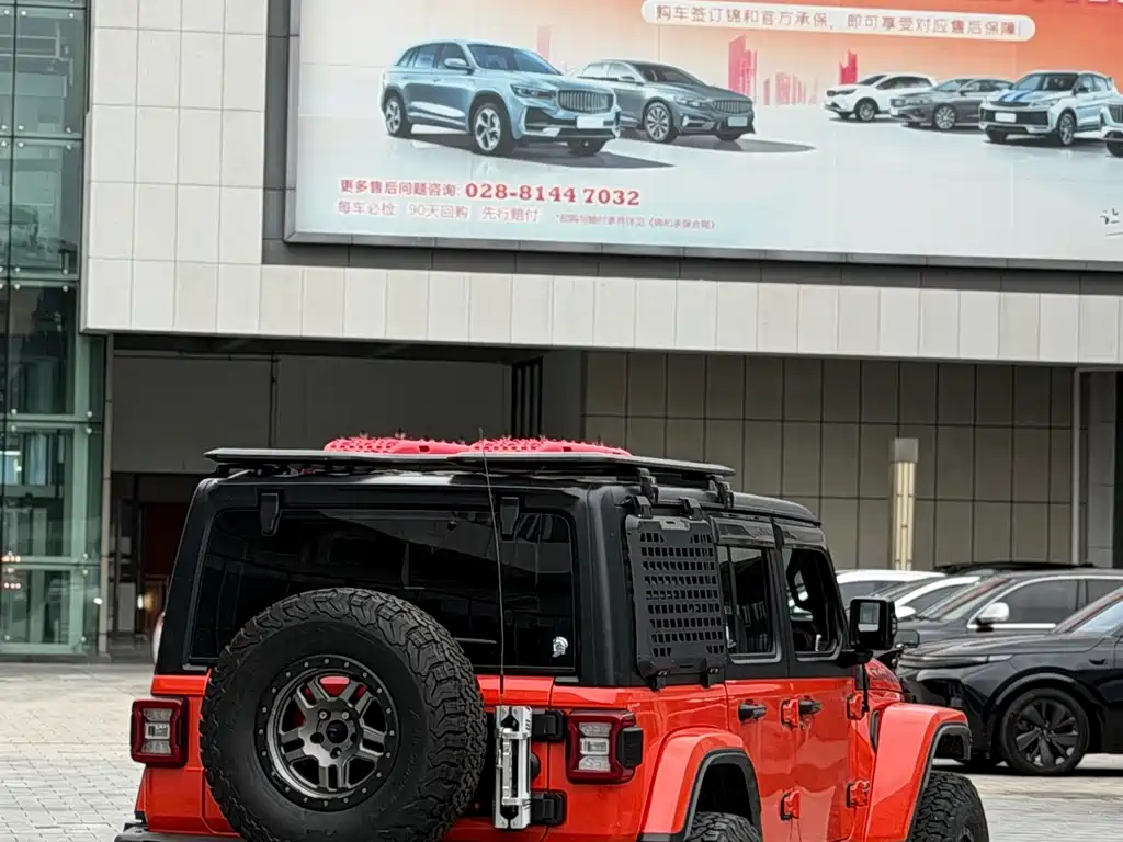 Wrangler 2019 2.0T Sahara four-door top version, National V купить на сайте DeffCars
