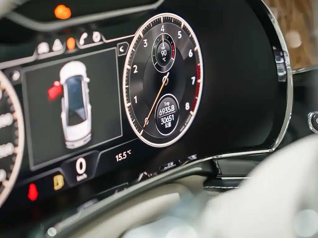 Flying Spur 2022 4.0T V8 Mulliner купить на сайте DeffCars