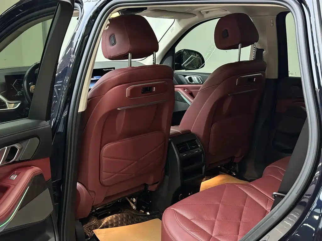 BMW X5 2023 xDrive 30Li M Sports Package купить на сайте DeffCars