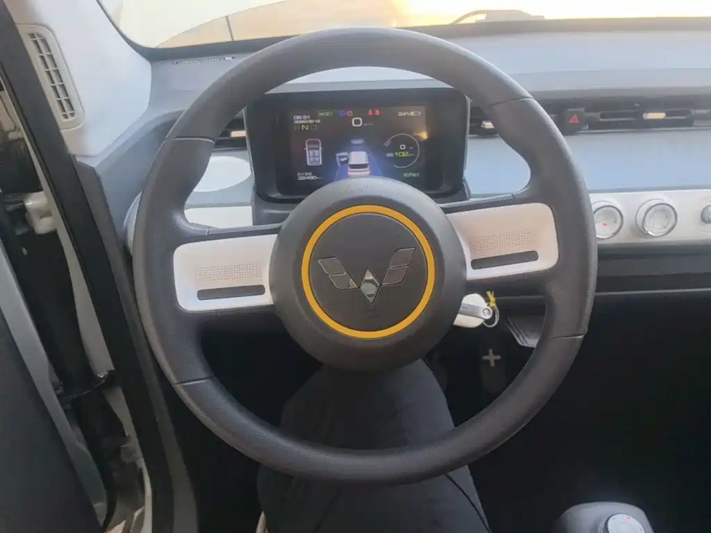 Hongguang MINIEV 2022 GAMEBOY 300km gaming model lithium iron phosphate купить на сайте DeffCars