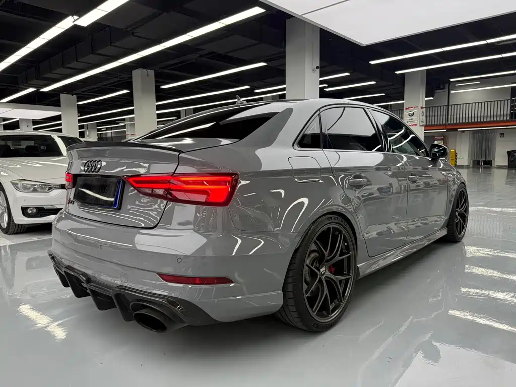 Audi RS 3 2017 RS 3 2.5T Limousine купить на сайте DeffCars