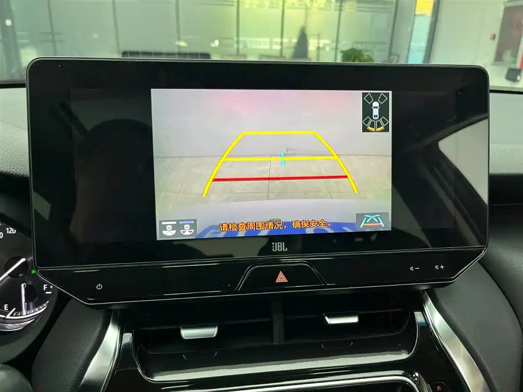 Vesa 2022 2.0L CVT two-wheel drive premium version купить на сайте DeffCars