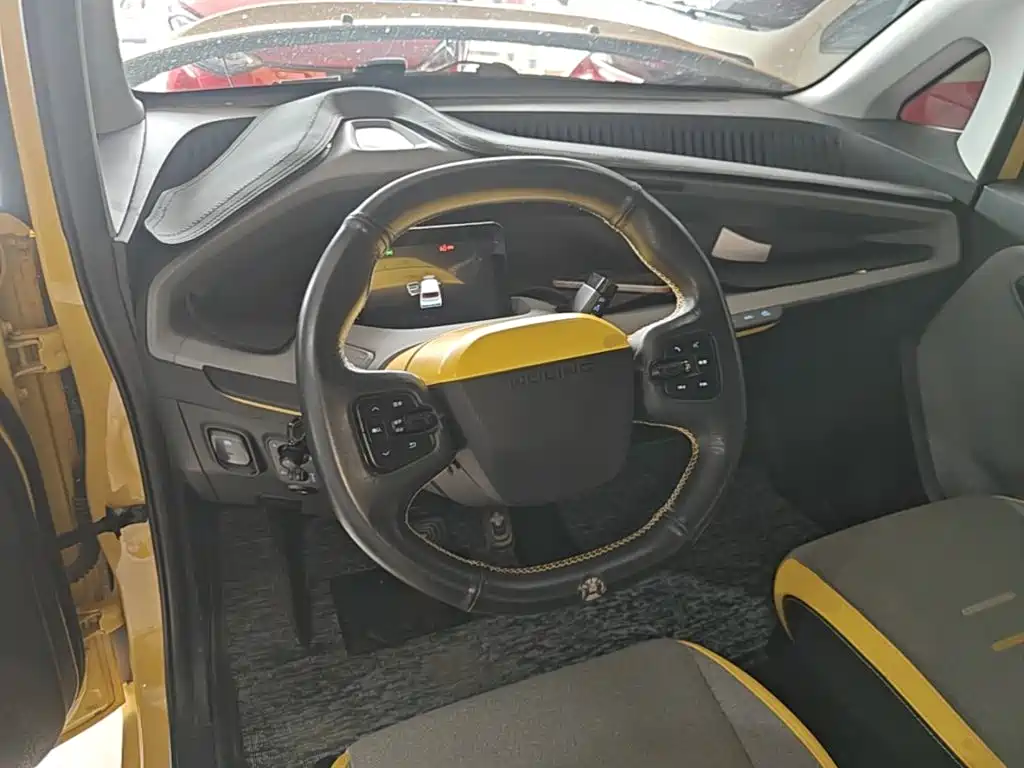 Wuling NanoEV 2021 Love Model купить на сайте DeffCars