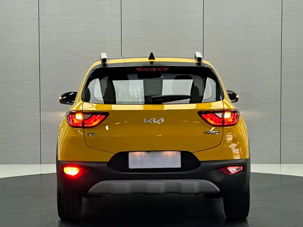 Yipao 2021 1.4L CVT fun sunroof model купить на сайте DeffCars