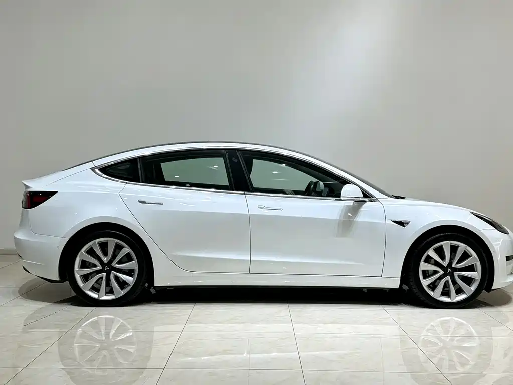 Model 3 Imported 2019 Long Range Rear Drive Edition купить на сайте DeffCars