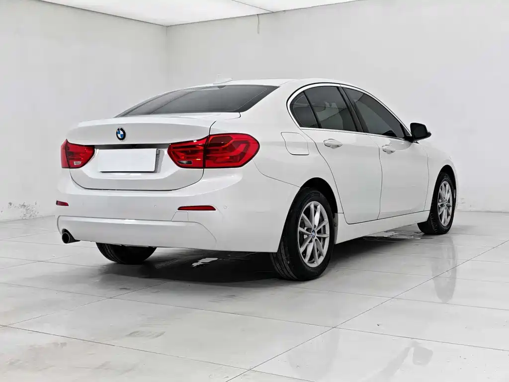 BMW 1 Series 2018 118i Fashion Model купить на сайте DeffCars