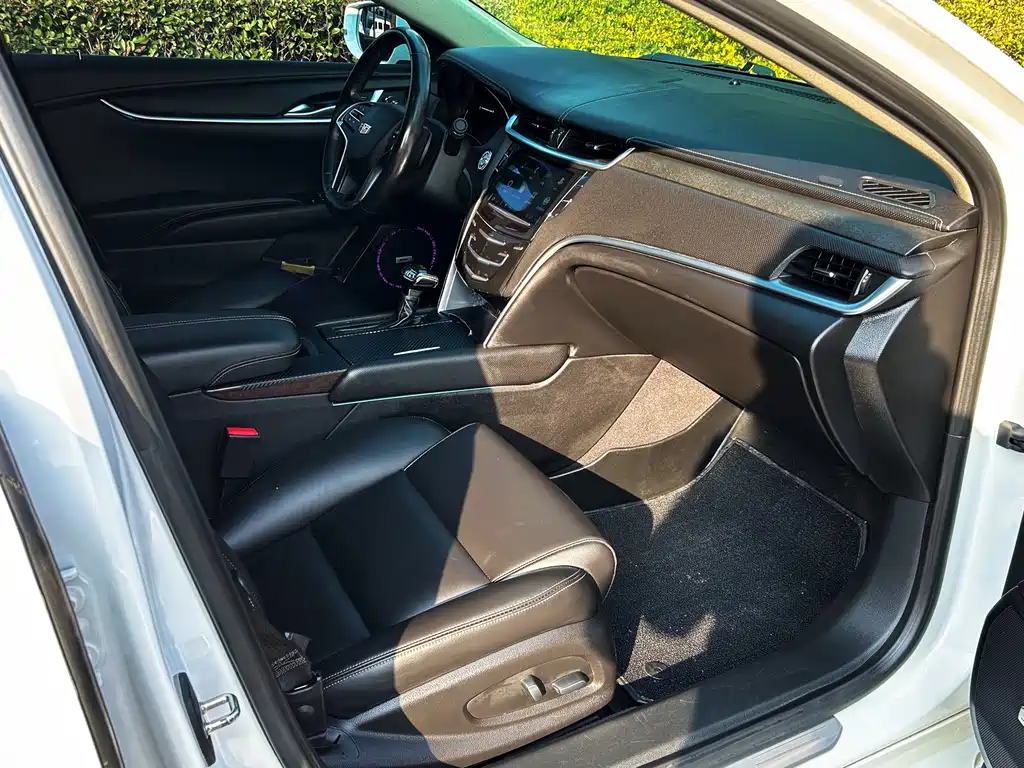 Cadillac XTS 2018 28T Technology купить на сайте DeffCars