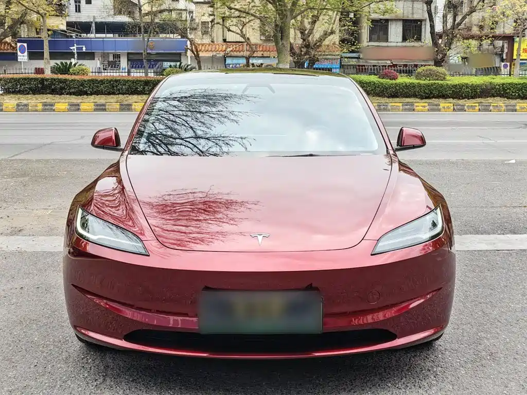 Model 3 2023 rear-wheel drive version купить на сайте DeffCars