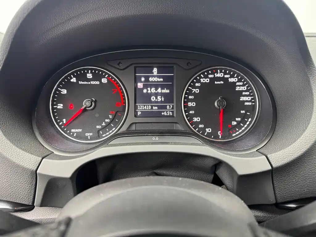 Audi A3 2019 Sportback 35 TFSI Sports National V купить на сайте DeffCars