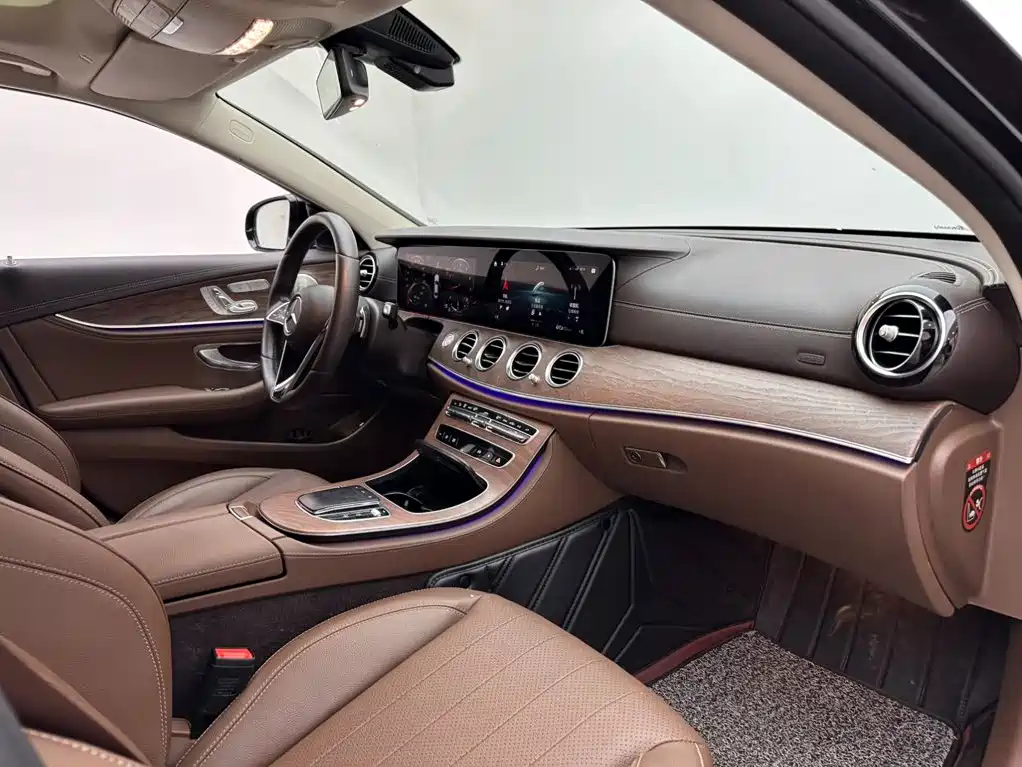 Mercedes-Benz E-Class 2021 E 300 L Luxury Model купить на сайте DeffCars
