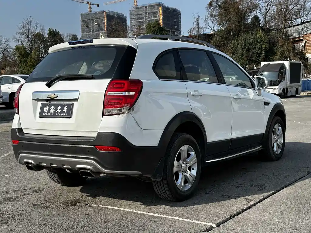 2015 Captiva 2.4L 2WD City Edition 5-seater купить на сайте DeffCars