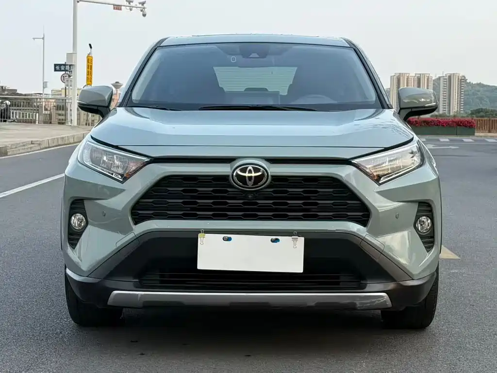 RAV4 Rongfang 2020 2.0L CVT two-wheel drive fashion version купить на сайте DeffCars