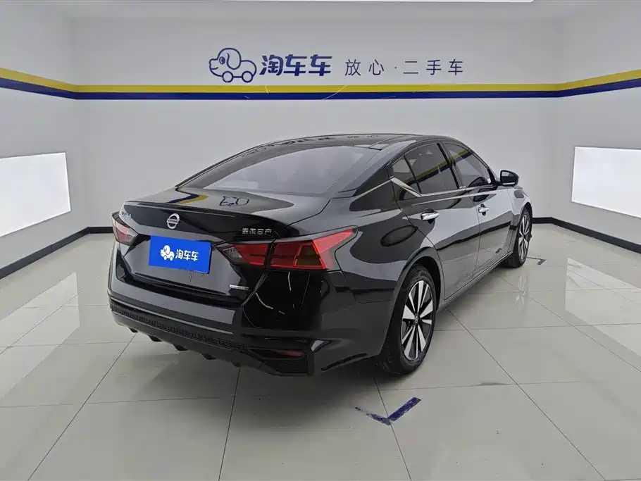 Teana 2021 2.0L XL Upper AD1 Smart Travel Pilot Edition купить на сайте DeffCars