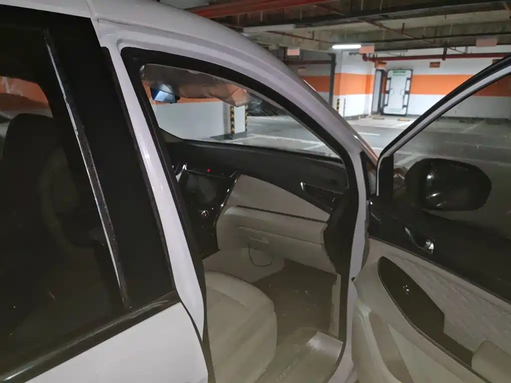 Changan Auchan Keshan 2022 1.5T automatic business model купить на сайте DeffCars