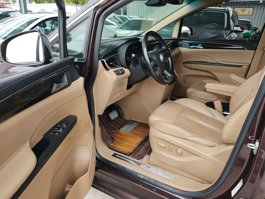 Buick GL8 2018 ES 28T flagship model National VI купить на сайте DeffCars