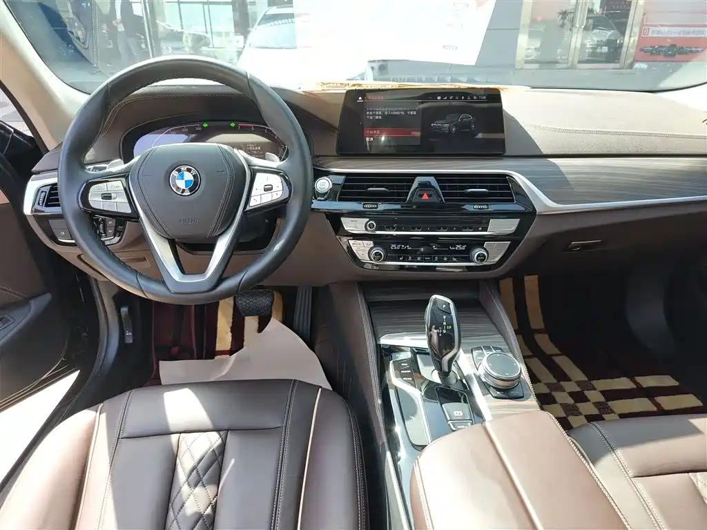 BMW 5 Series 2020 530Li Leading Luxury Package купить на сайте DeffCars