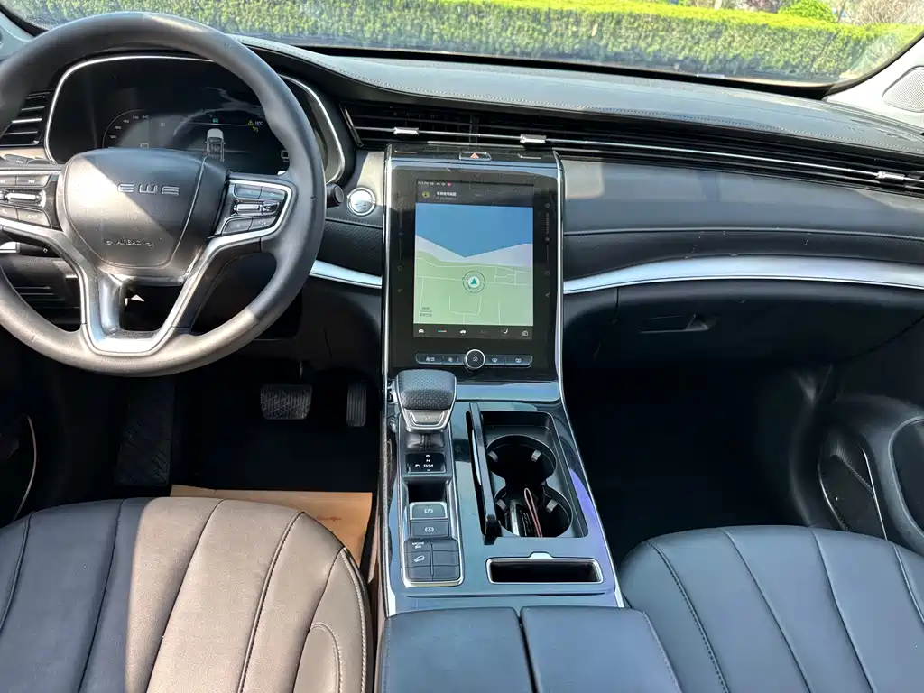 Roewe RX5 MAX 2019 300TGI Automatic 4G Internet Deluxe Edition купить на сайте DeffCars