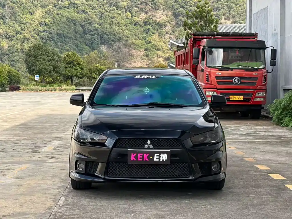 Yishen 2012 Lunar New Year Edition 1.8L Manual Comfort Type купить на сайте DeffCars